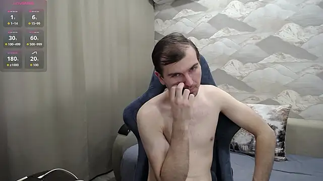 SerzhKorol1 Adlı Modelin Canlı XXX Sohbeti