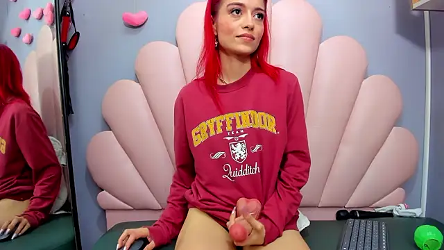 luci_miller élő XXX-chatje