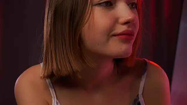 Leyla_crsh élő XXX-chatje