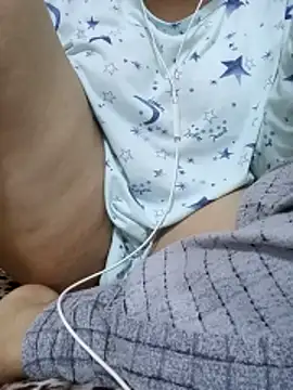 Bombamom Chat XXX live