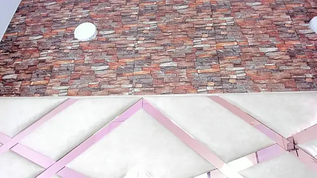 Chatroom XXX en direct de sophie_pariss