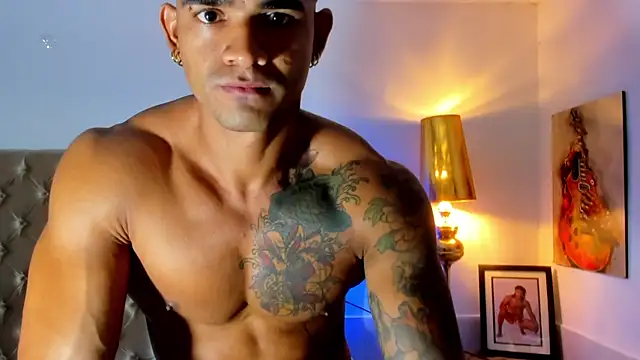 antonio__444 live XXX chat