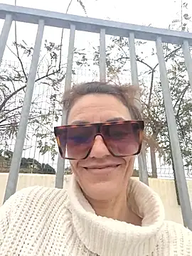 Eimikuro11 Chat XXX live