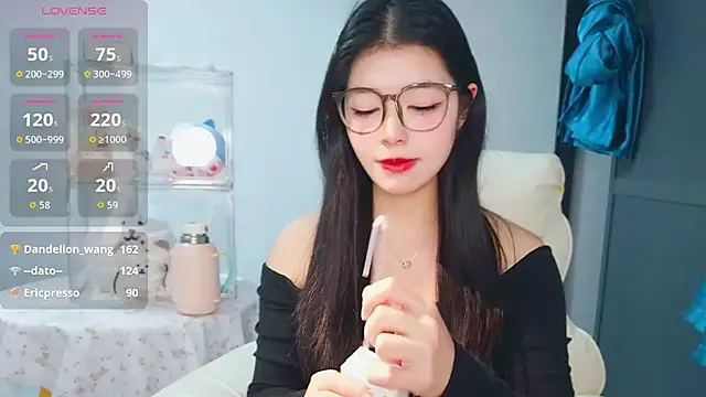 -XiaoYu-777 라이브 XXX 채팅