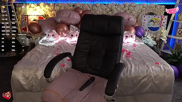 Sembang XXX Secara Langsung FoxyShy