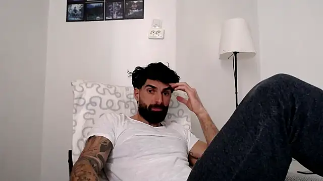 Chat XXX en directo de Verycutex