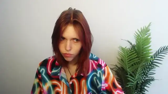 GuessMe___のライブXXXチャット