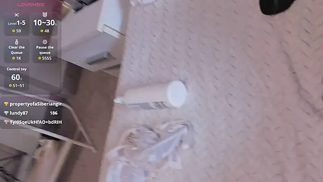 Živý XXX chat curly_muffin