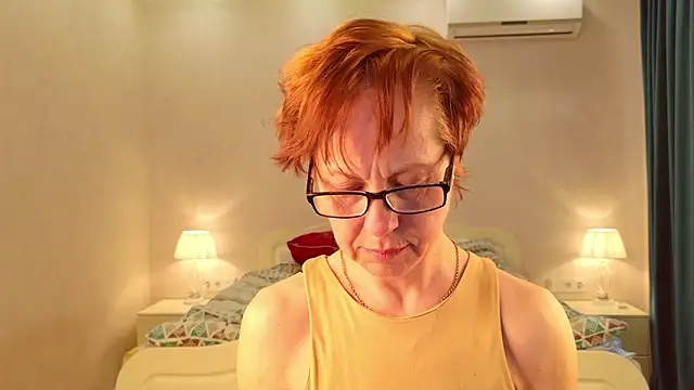 LioraWeissn Webbikameraesitys