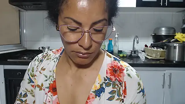 Chat XXX en directo de kateleyagrey