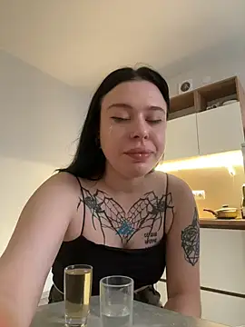 AlishaOfThorns: онлайн-секс-чат