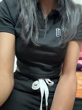 hina_001 Webcam Show