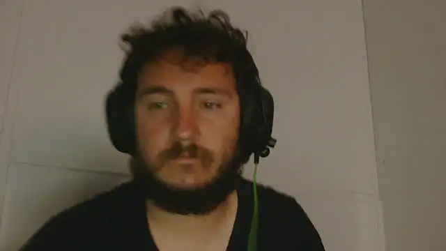 pbilip7787 Show in webcam