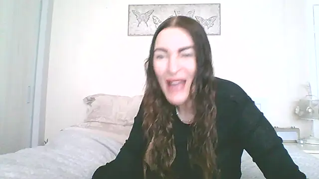 EllaKent Show in webcam