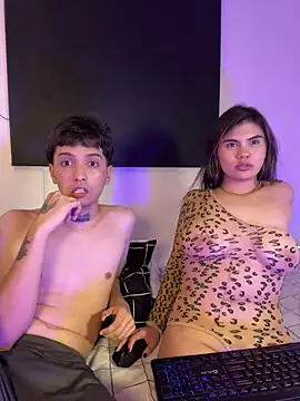 XXX chat uživo modela itselladoll