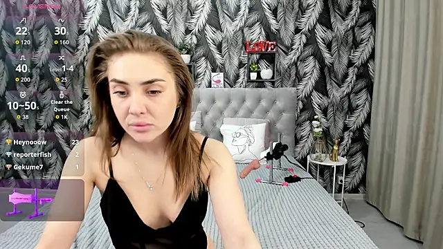 แชท XXX สดของ NicolleXPeach