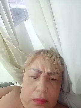 Pertunjukan Kamera Web milena202610