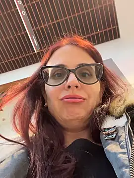 Chatroom XXX en direct de NataKitten