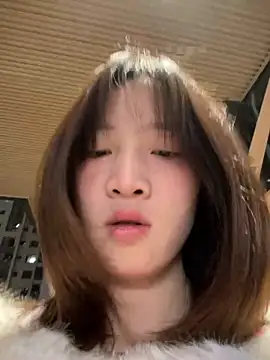 littleqiu 网络视讯表演