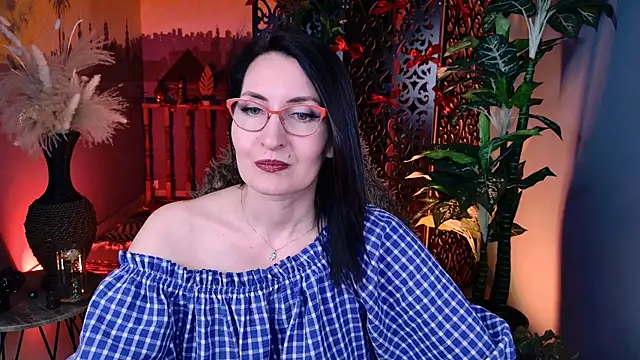 UnaTerra: онлайн-секс-чат