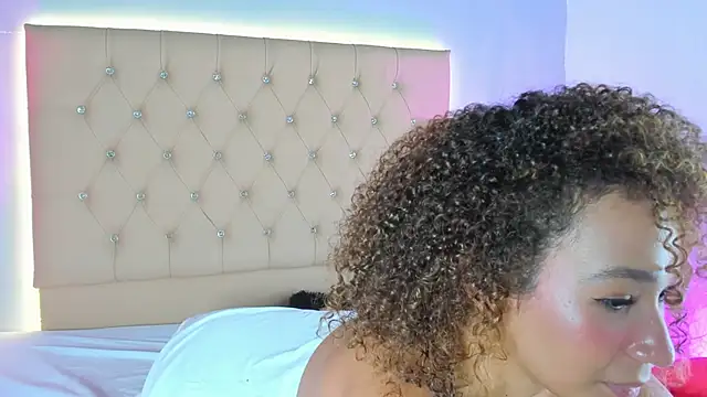 EmmaLawrence_ Chat XXX in diretta