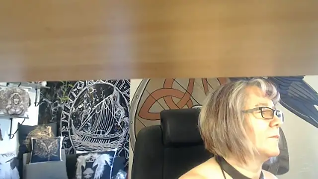 Chatroom XXX en direct de TittenMichelle