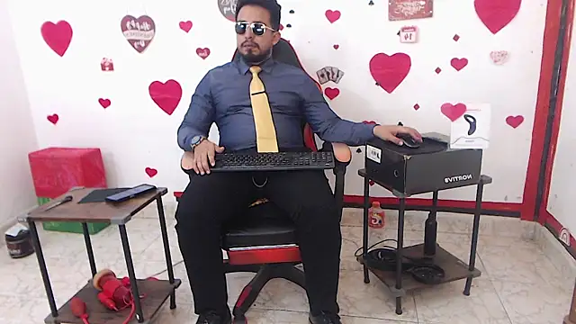 KalethBigDickのライブXXXチャット