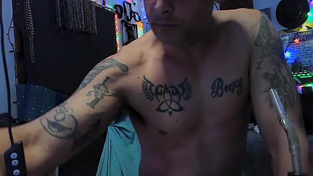 Buffshagswell's Live XXX Chat