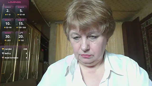 Chat +18 de Casey_peach ao vivo