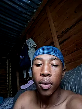 Peterveero12's Webcam Show