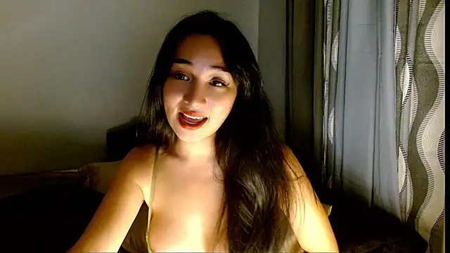 SweetLilly_18 网络视讯表演