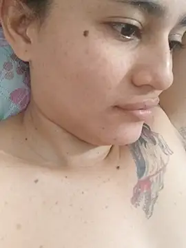 girl_tits' Live XXX Chat