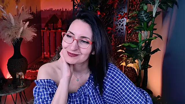 XXX chat uživo modela UnaTerra