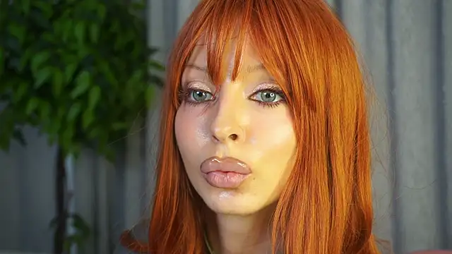 Chat +18 de LanaReals ao vivo