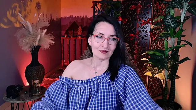 UnaTerra's Live XXX Chat