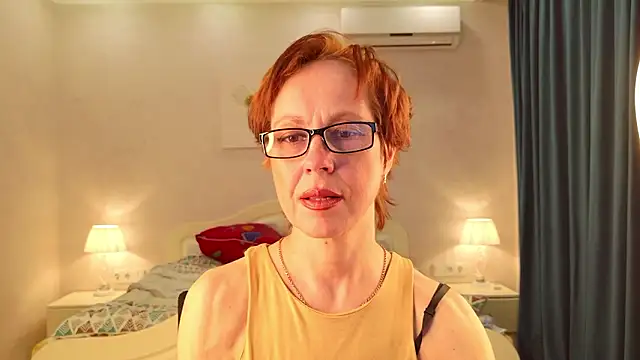 LioraWeissのライブXXXチャット