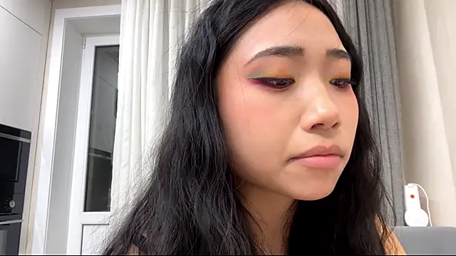 SweetMiaXO Show in webcam