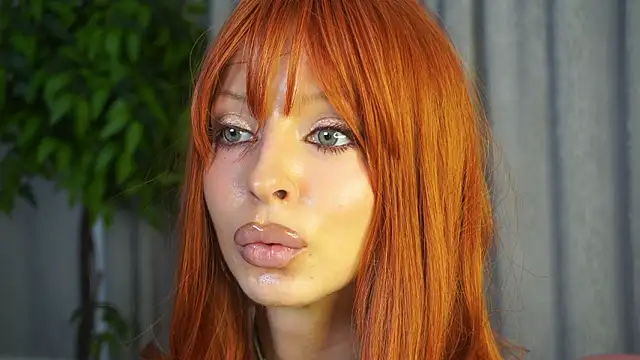 Онлайн чат XXX LanaReals