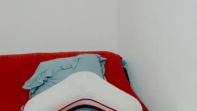 eren_jaeger2000 Adlı Modelin Canlı XXX Sohbeti