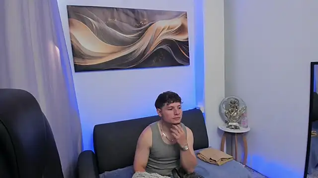 Chat XXX en directo de Leoo_Miller