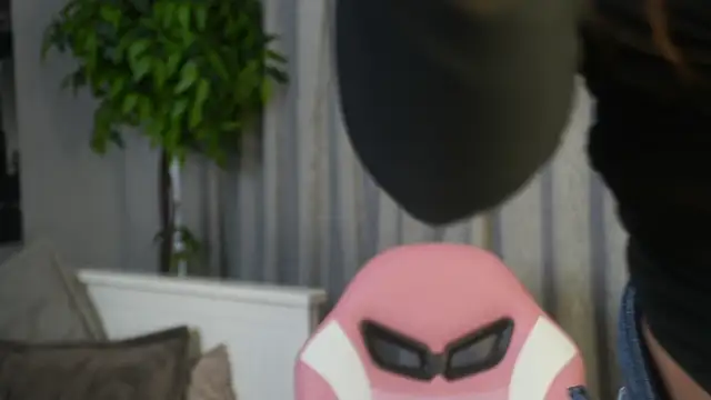 LanaReals élő XXX-chatje