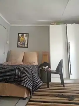 koolbend élő XXX-chatje