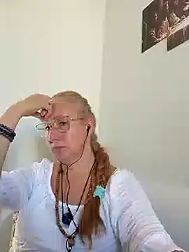 MILEIDE980 élő XXX-chatje