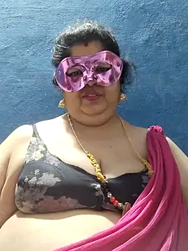 tamilthanushri: вебкам-шоу