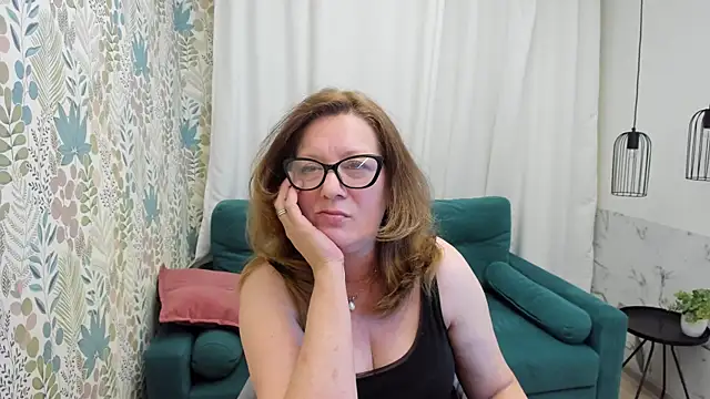 XXX chat uživo modela LeaPure