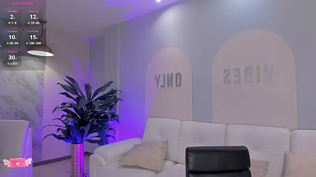 ArianaDumont 现场XXX聊天