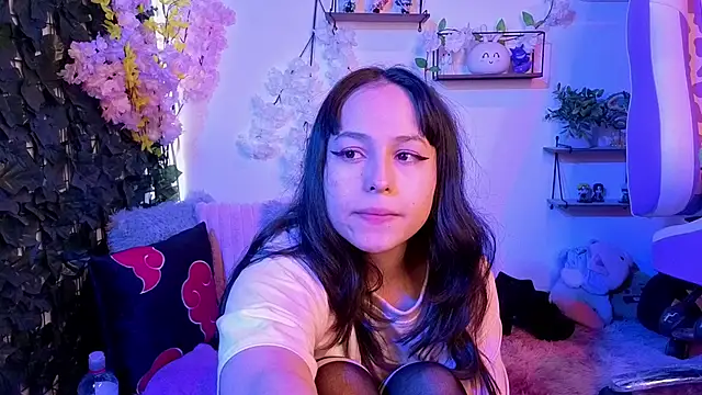 Eymmy_24 Obrolan Langsung XXX