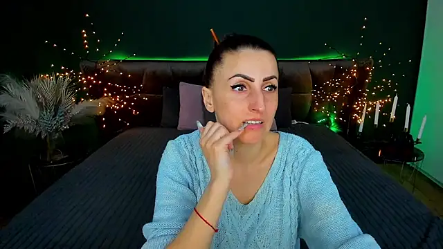 Rebecca_Diamond 在線直播表演