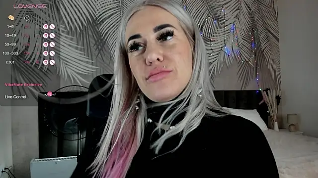 دردشة Kira_Key الجنسية المباشرة