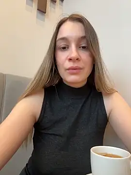 Chat XXX en directo de SashaCatt